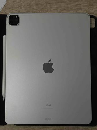 Продам iPad Pro 12.9 m2 silver