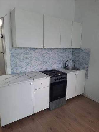 Продается кухня вместе