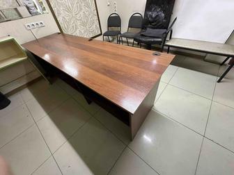 Продам офисный стол