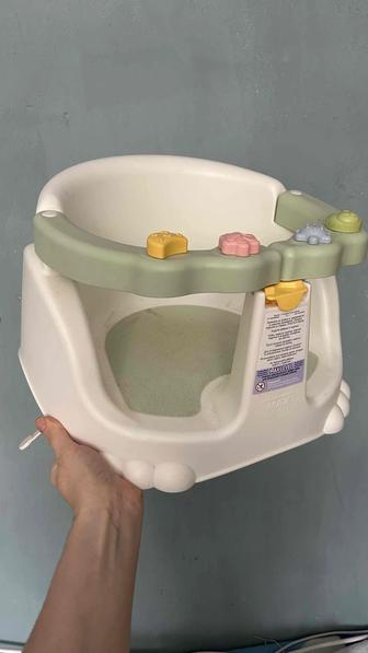 Продам стульчик для купания