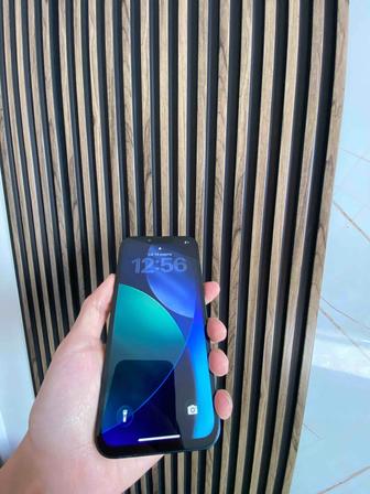 Продам iPhone 13 (128 Gb)