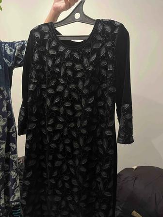 Продам все платья