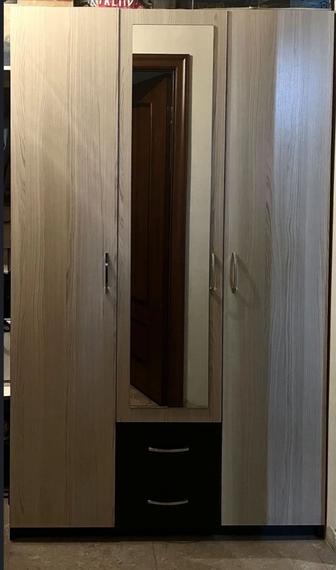 Новый шкаф в ПОДАРОК комод