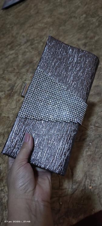 Клатч продам