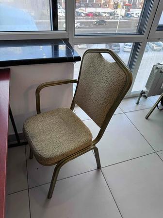 Стулья офисная