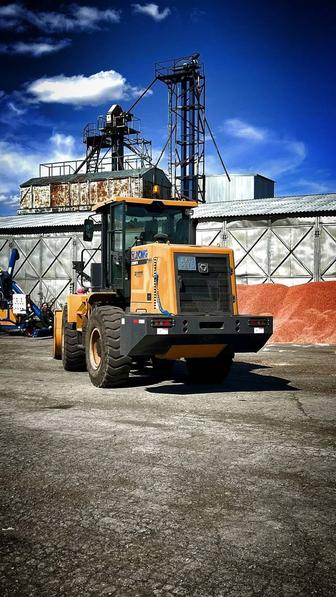 Аренда фронтального погрузчика и камазов