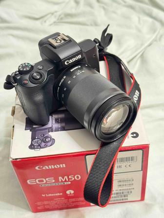 Продам Canon EOS M50 объектив EF-M 18-150mm IS STM