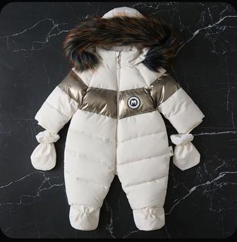 Продам детский зимний комбинезон