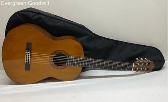 Yamaha c40 классическая гитара