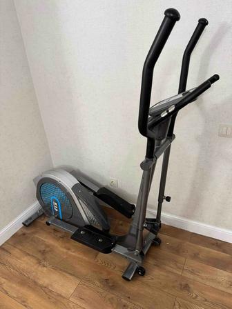 Продам эллипс/эллиптический тренажер