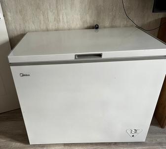 Продам морозильную камеру