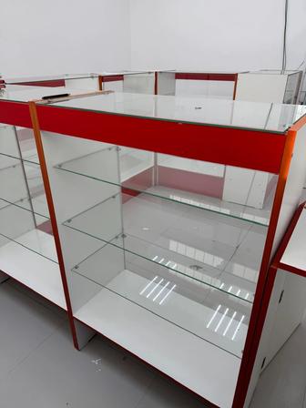 Продаются витринные торговые прилавки