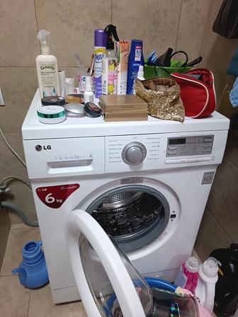 Продаем стиральную машину