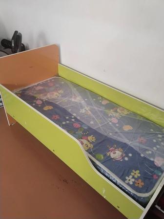 Кровать детский продам