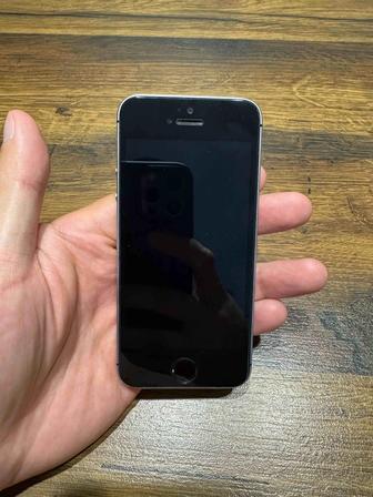 iPhone SE