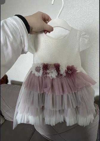 Платье на девочку