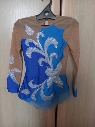 Платье для фигурного катания