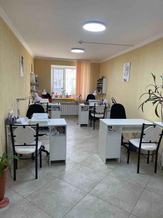 сдам в аренду рабочие места для мастеров маникюра