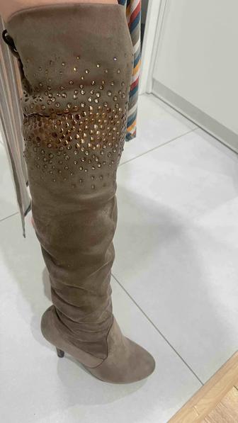 Продается сапоги