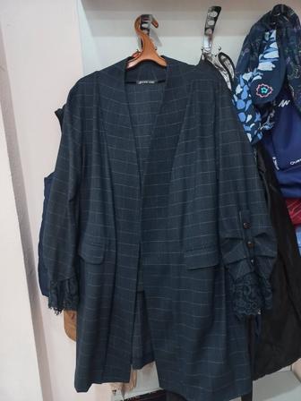 Брючный костюм женский