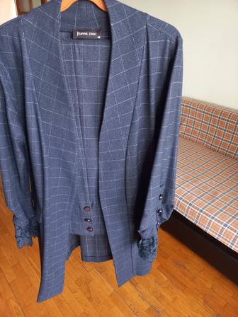 Брючный костюм женский