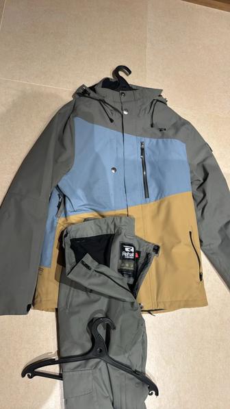 Костюм для сноуборда б/у