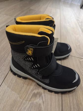 Зимние сапоги бренда Outventure 35 размера