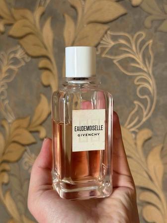 Парфюм Givenchy