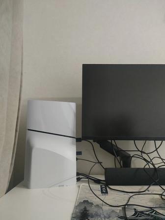 Ps5 slim 2-3 джойстика и 15игр крупных известных список снизу в описании