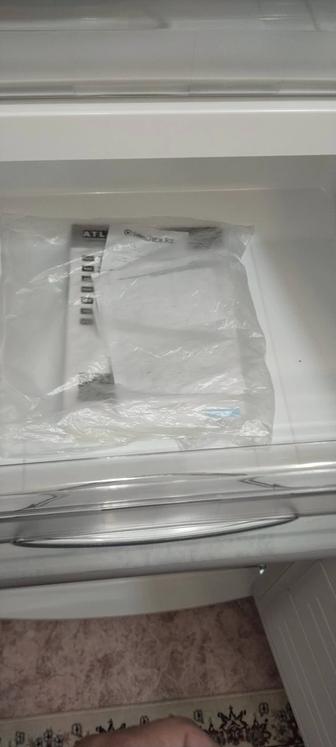Продам морозильную камеру