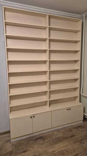 Продам стеллаж в хорошем состоянии