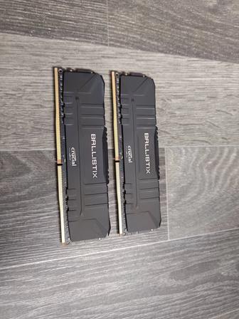 Оперативная память Crucial Ballistix 16гб (8x2) 3000МГц