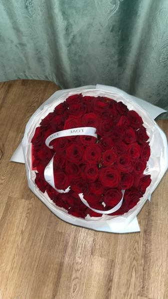 ПРОДАЮ шарики в виде сердца и розы ИДЕАЛЬНЫЙ ПОДАРОК!