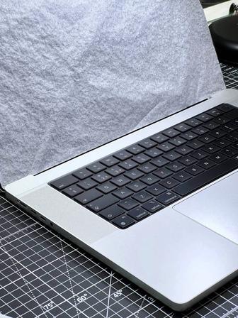 MacBook Pro 16.2 M2 max
