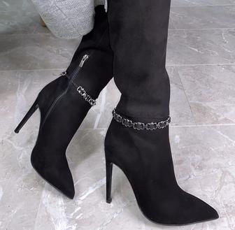 Продам шикарные демисезонные сапоги