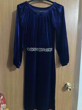 Продам 3 платья