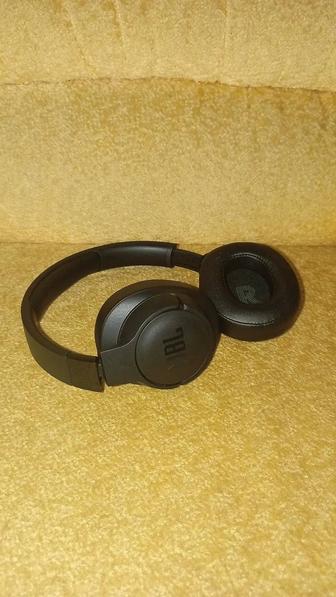 Наушники JBL TUNE 720BT