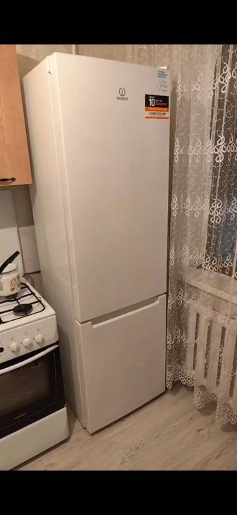 Продам бу холодильник