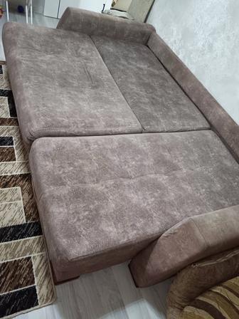 Срочно продам угловой диван с механизмом тик-так