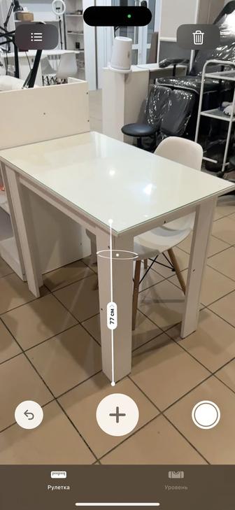 Стол маникюрный