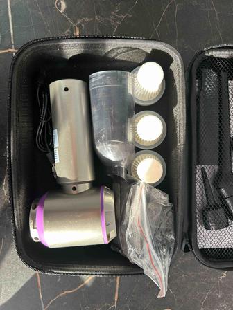 Ручной пылесос с насадками