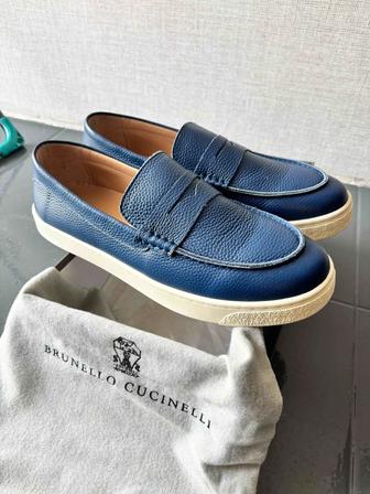 Продам мужские лоферы