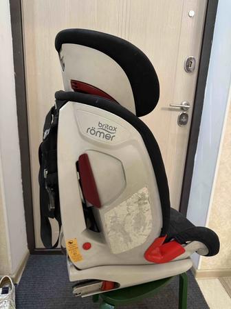 Продаю детское автокресло Britax Romer (Германия)