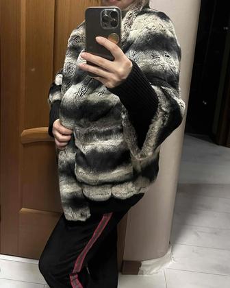 .Роскошная зимняя шуба густой мех, отличное качество