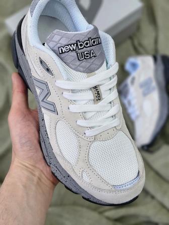 New Balance 990
Кроссовки