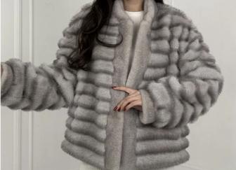 Стильная эко шубка размер 44, теплая