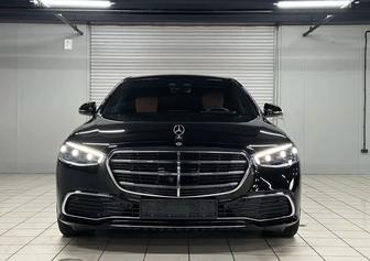 Аренда Mercedes-Benz S223 без водителя