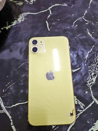 Продам айфон 11 64 гиг