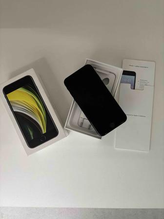 iPhone SE 2020 64 gb Айфон СЕ 2020 64 гб