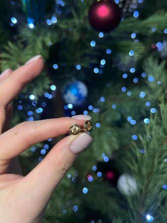 продам гвоздики серьги 585 проба